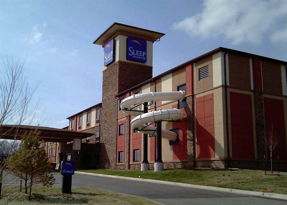 Sleep Inn & Suites Indoor Waterpark Liberty Exterior foto